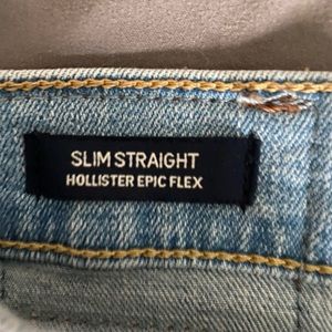 Men’s distressed Hollister jeans
